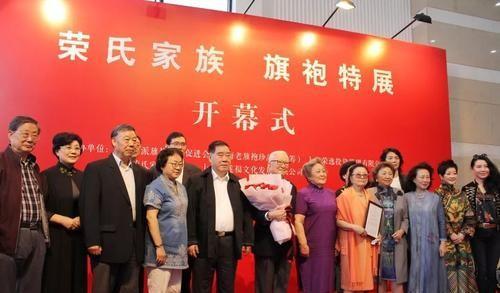 从巅峰坠落 荣智健决策失误155亿蒸发后的实业坚守